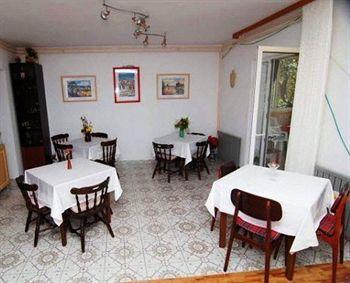 Vilma Guest house 3*